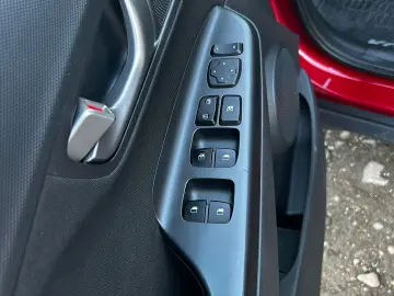 Hyundai Kona 1.0T-GDI 6MT 2020