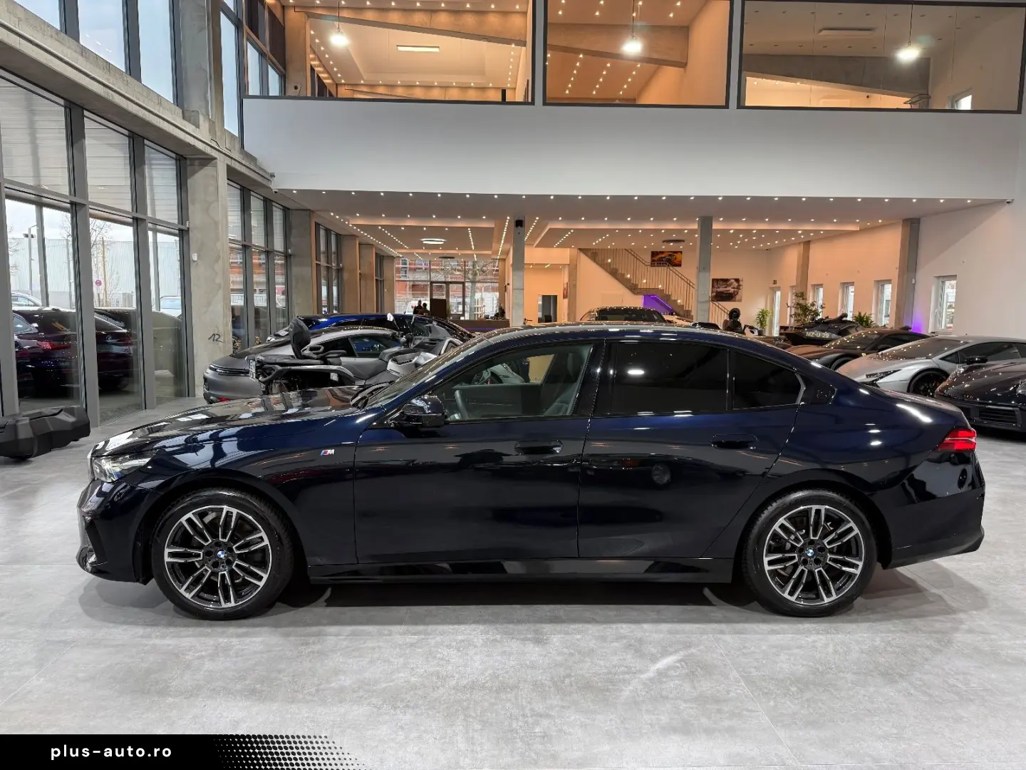 520 i M Sport Carbon Memory HUD Live Cockpit