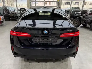 520 i M Sport Carbon Memory HUD Live Cockpit