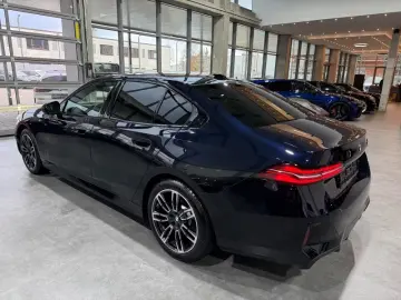 520 i M Sport Carbon Memory HUD Live Cockpit