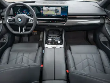 520i M-Sport Pro PANORAMA 360 KAMERA HUD