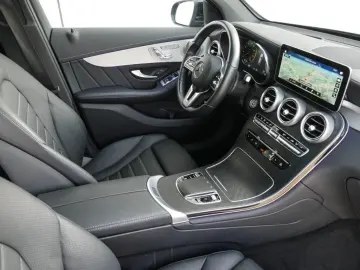 GLC 300 d 4M Coupé AMG DISTR KEYL 360  LED SHD