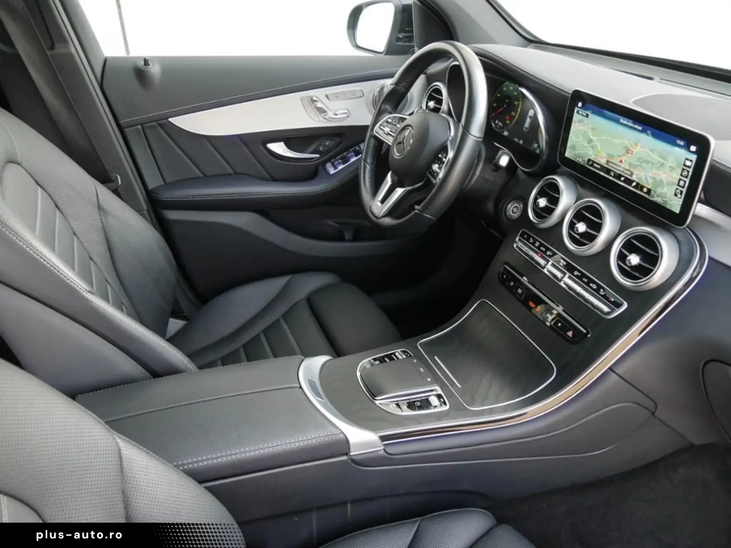 GLC 300 d 4M Coupé AMG DISTR KEYL 360  LED SHD