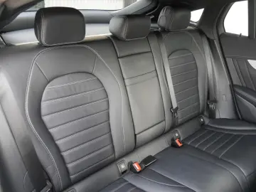 GLC 300 d 4M Coupé AMG DISTR KEYL 360  LED SHD