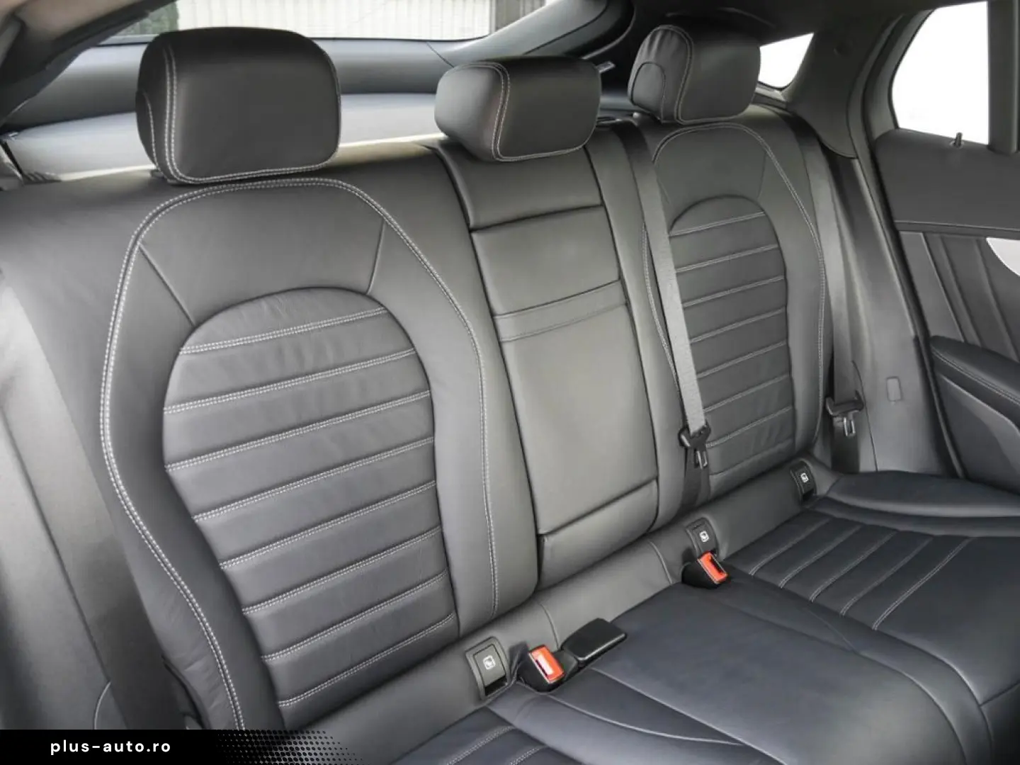 GLC 300 d 4M Coupé AMG DISTR KEYL 360  LED SHD