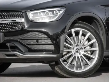 GLC 300 d 4M Coupé AMG DISTR KEYL 360  LED SHD