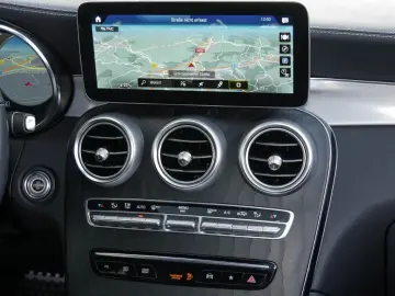 GLC 300 d 4M Coupé AMG DISTR KEYL 360  LED SHD