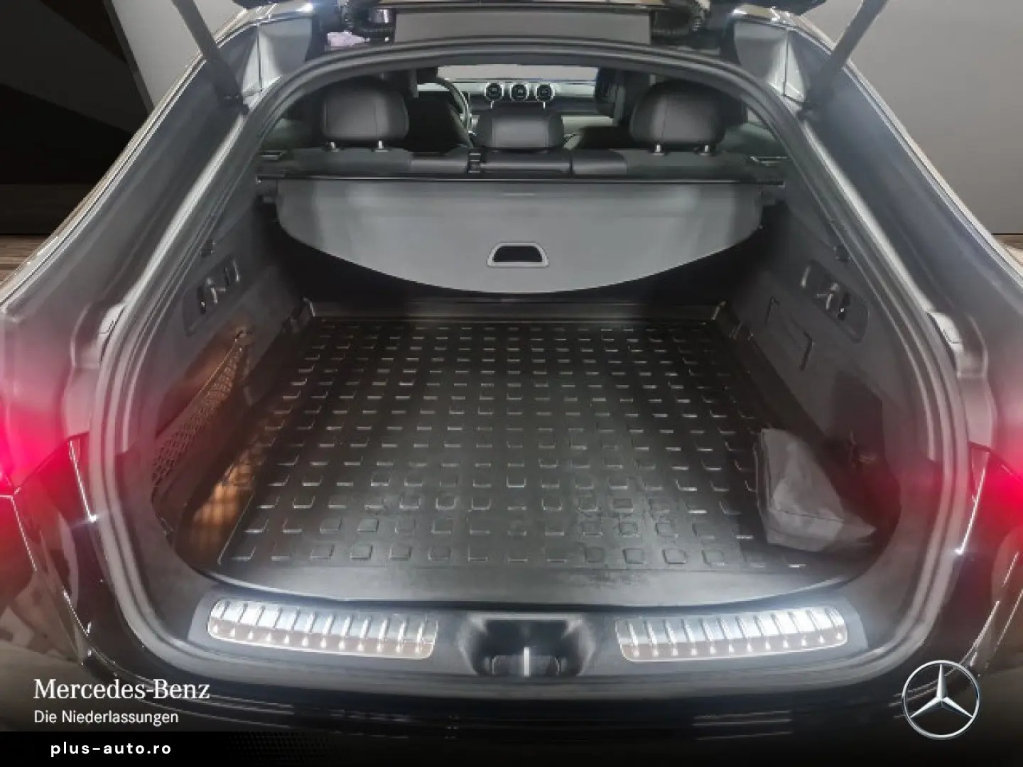 GLC 300 e 4M Coupe AMGAdv  360 Memo Distr Adv