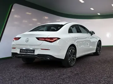 CLA 180 Coupé Progressive Advanced Distr. LED Na