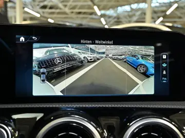 CLA 180 Coupé Progressive Advanced Distr. LED Na