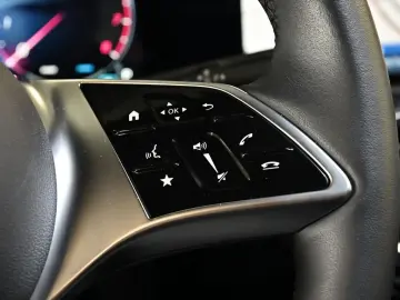 CLA 180 Coupé Progressive Advanced Distr. LED Na