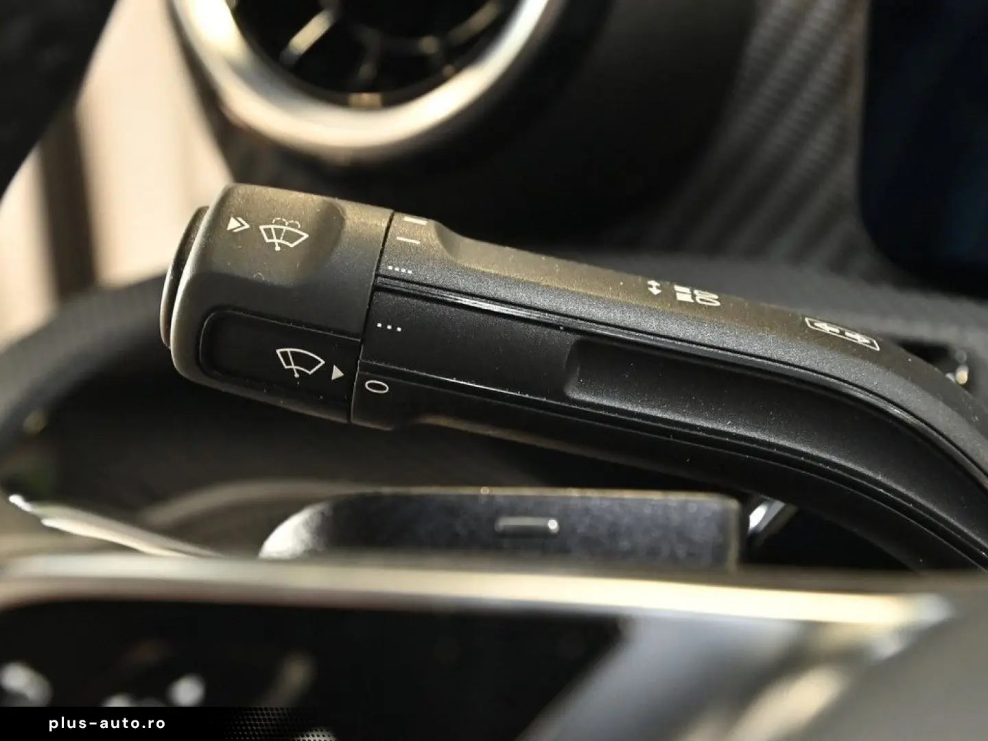 CLA 180 Coupé Progressive Advanced Distr. LED Na