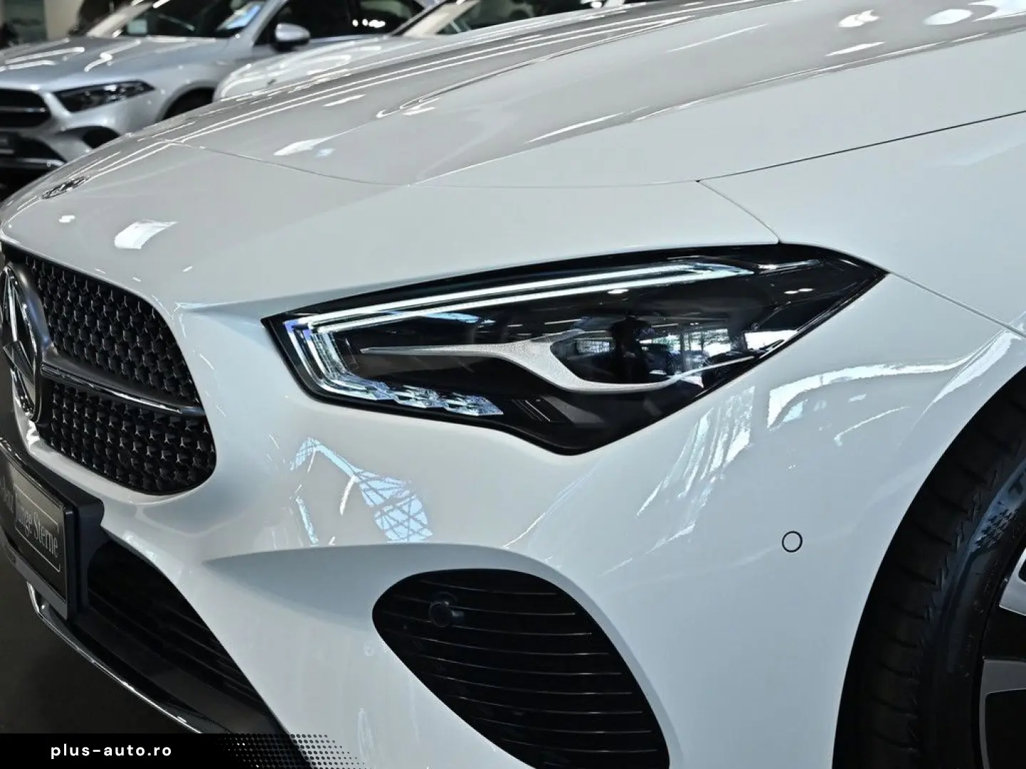 CLA 180 Coupé Progressive Advanced Distr. LED Na