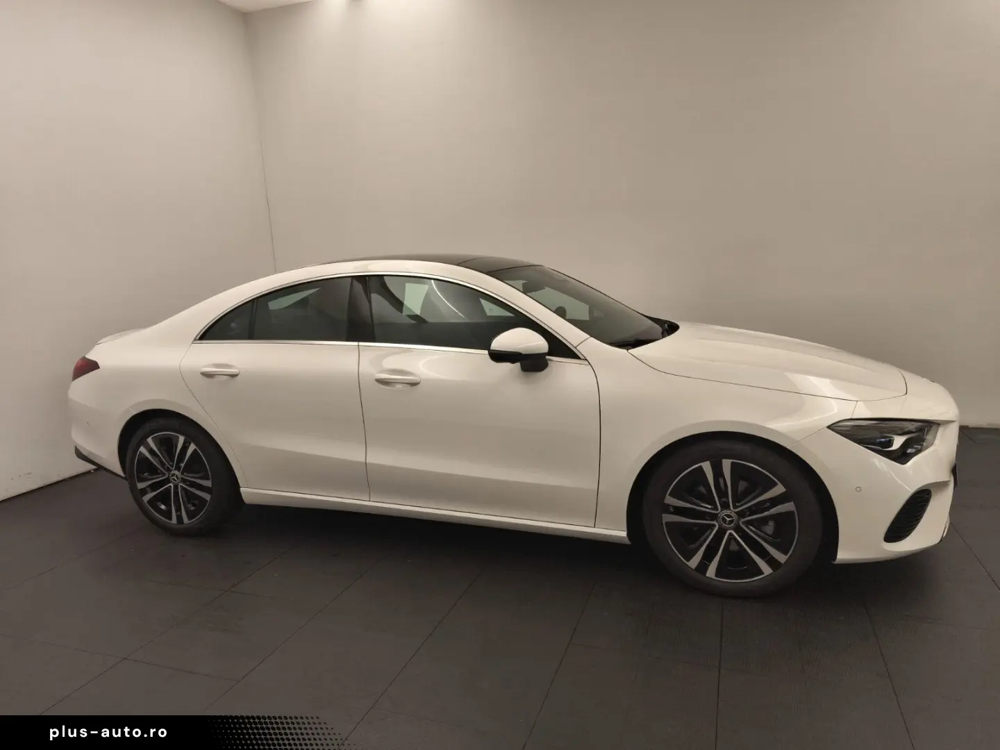 CLA 180 Coupé Progressive Advanced Distro Pano 3