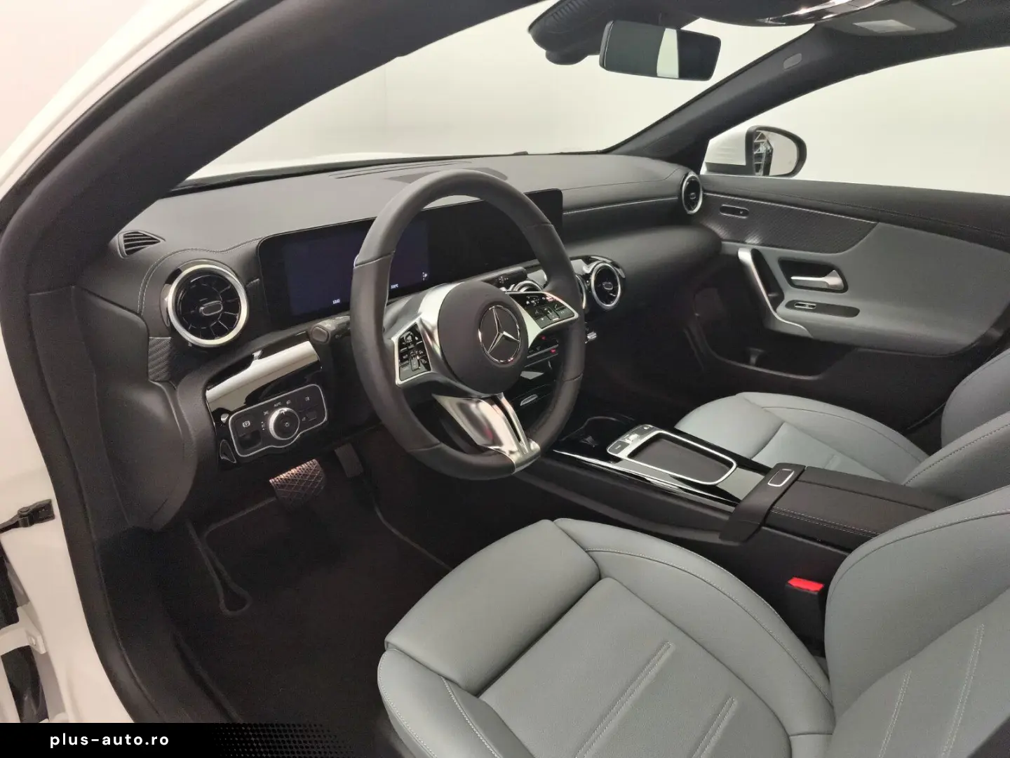 CLA 180 Coupé Progressive Advanced Distro Pano 3