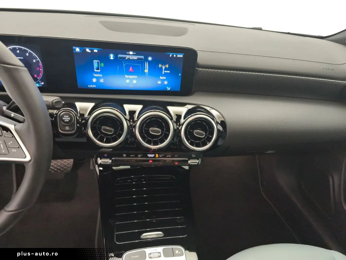 CLA 180 Coupé Progressive Advanced Distro Pano 3