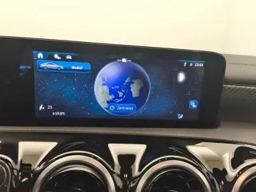 CLA 180 Coupé Progressive Advanced Distro Pano 3