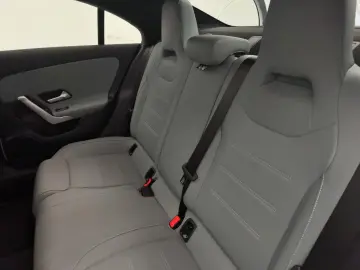 CLA 180 Coupé Progressive Advanced Distro Pano 3