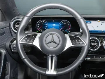 CLA 180 Coupé Progressive LED Kamera Pano Sitzh