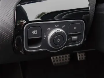 CLA 200 Coupé AMG-Sport LED Cam Night Key Winter