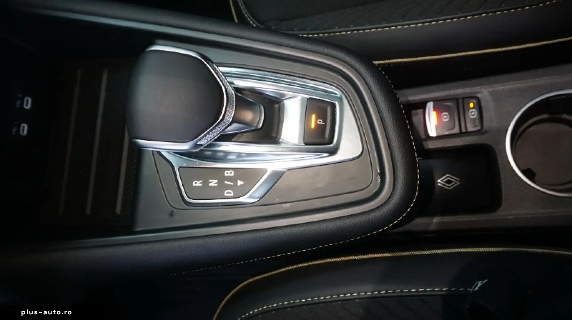 RENAULT SYMBIOZ E-Tech full hybrid 145 iconic