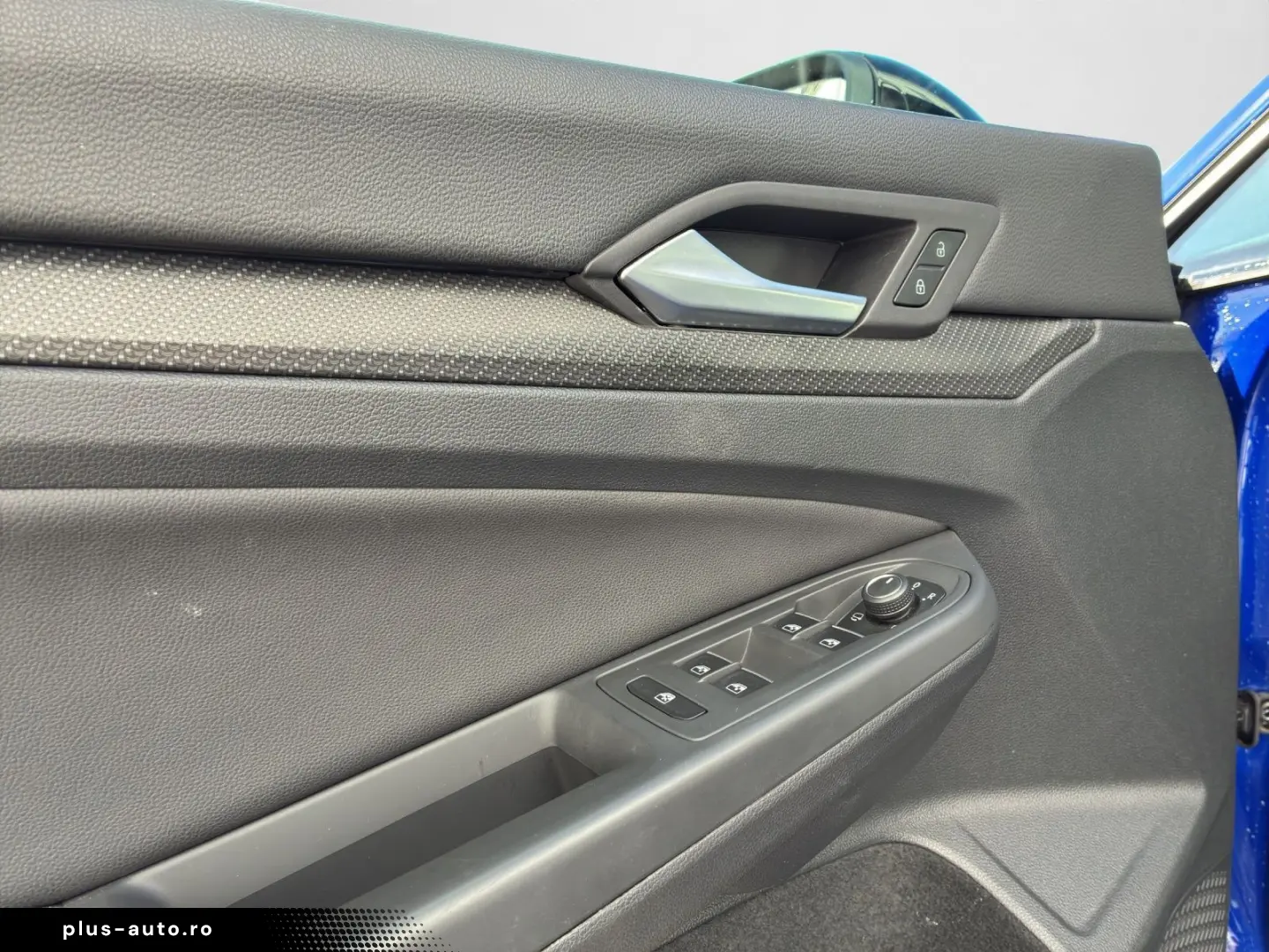 Golf VIII R 2.0 TSI 4Motion   Akrapovič Keyless