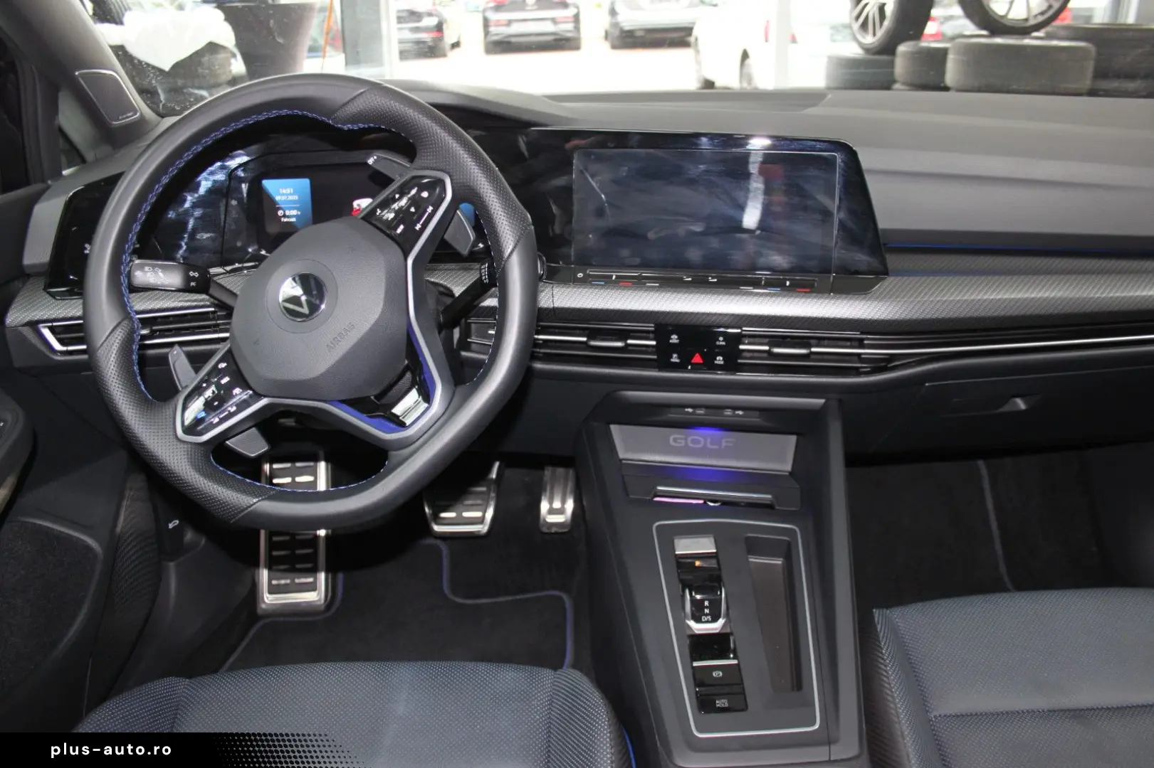 Golf VIII Lim. R BLCKSTYLE DSG LEDER R-PERFO-PAK