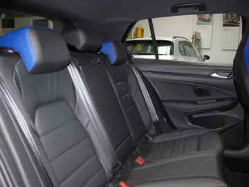 Golf VIII Lim. R BLCKSTYLE DSG LEDER R-PERFO-PAK