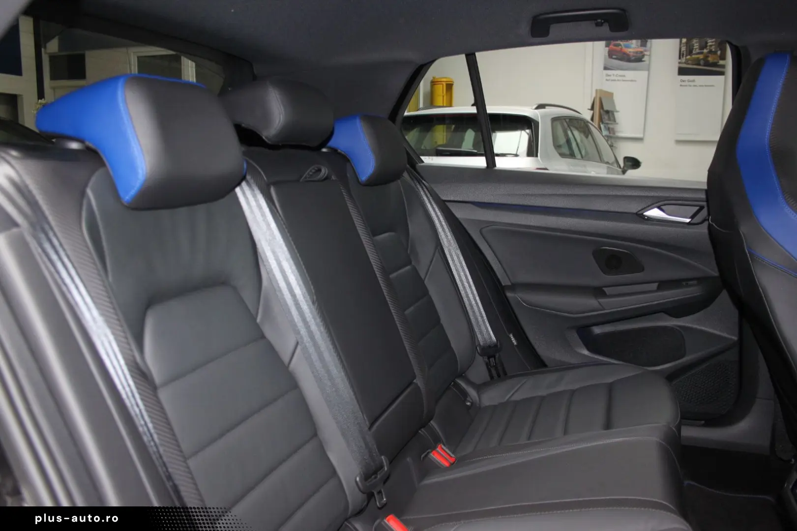 Golf VIII Lim. R BLCKSTYLE DSG LEDER R-PERFO-PAK