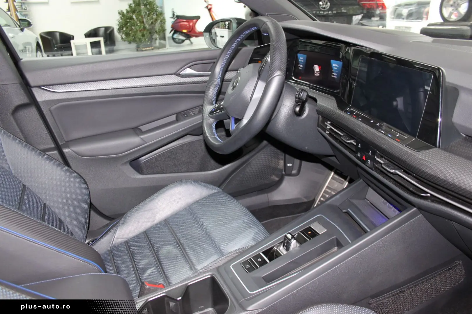 Golf VIII Lim. R BLCKSTYLE DSG LEDER R-PERFO-PAK