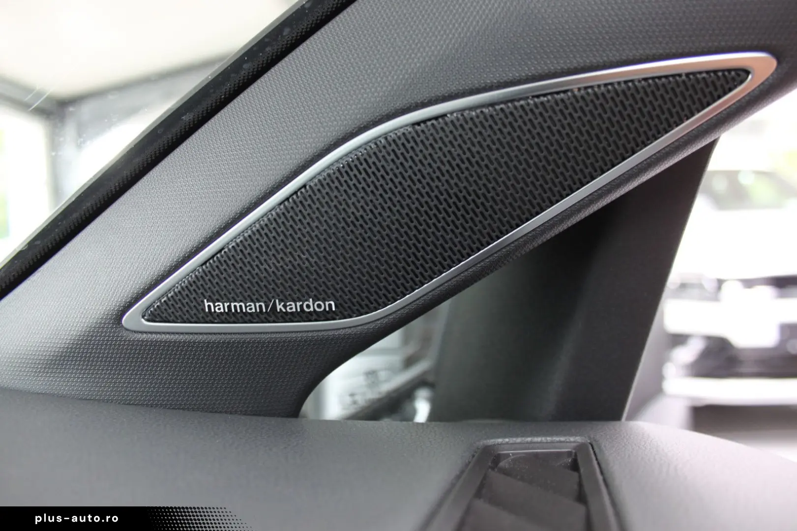 Golf VIII Lim. R BLCKSTYLE DSG LEDER R-PERFO-PAK