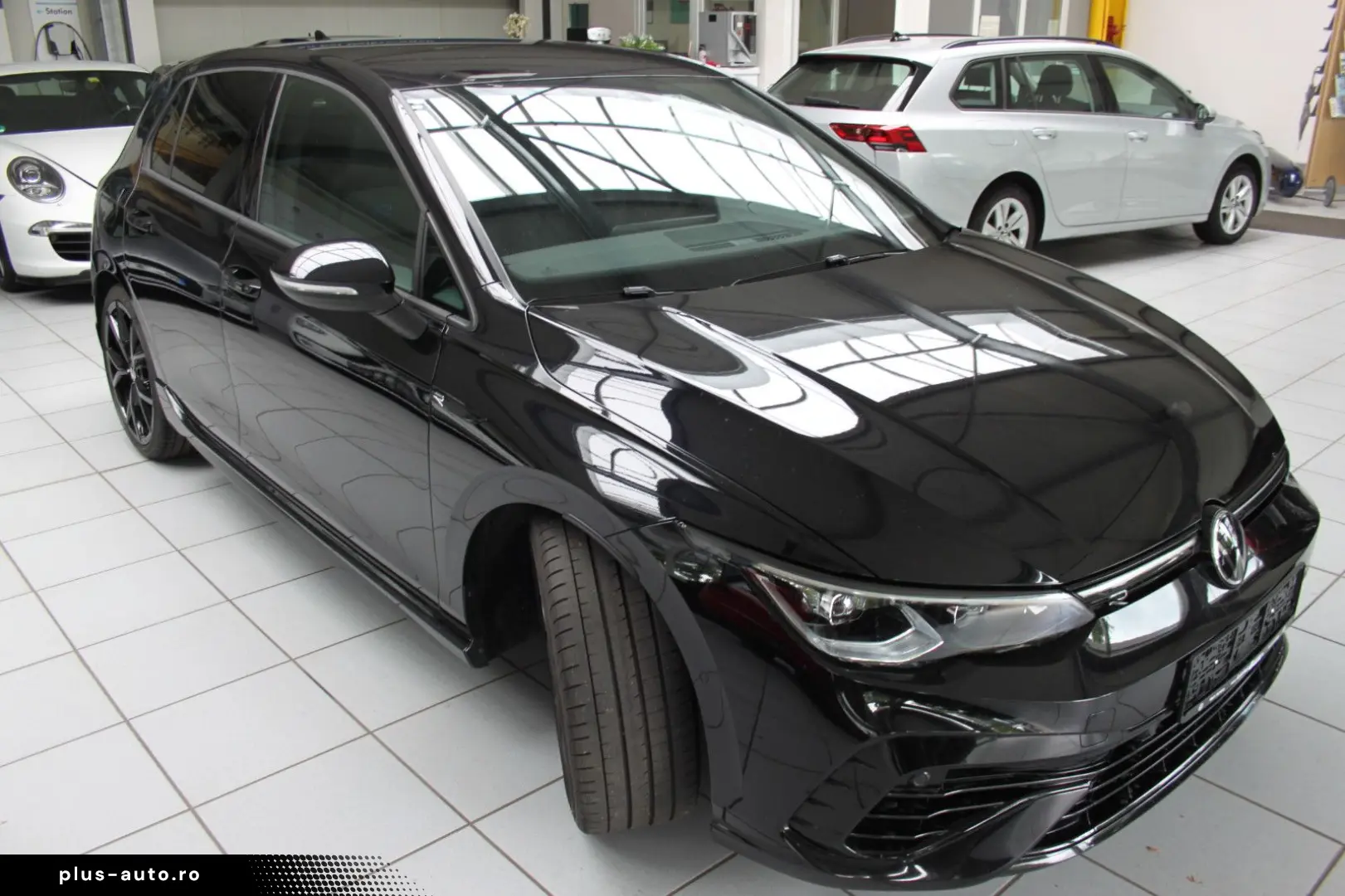 Golf VIII Lim. R BLCKSTYLE DSG LEDER R-PERFO-PAK