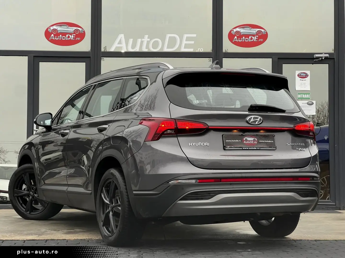 Hyundai Santa-Fe Gen-Iv-2018