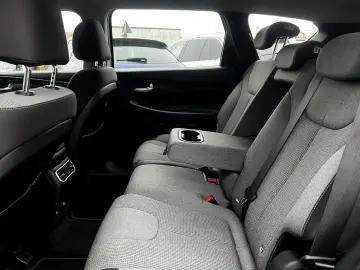 Hyundai Santa-Fe Gen-Iv-2018