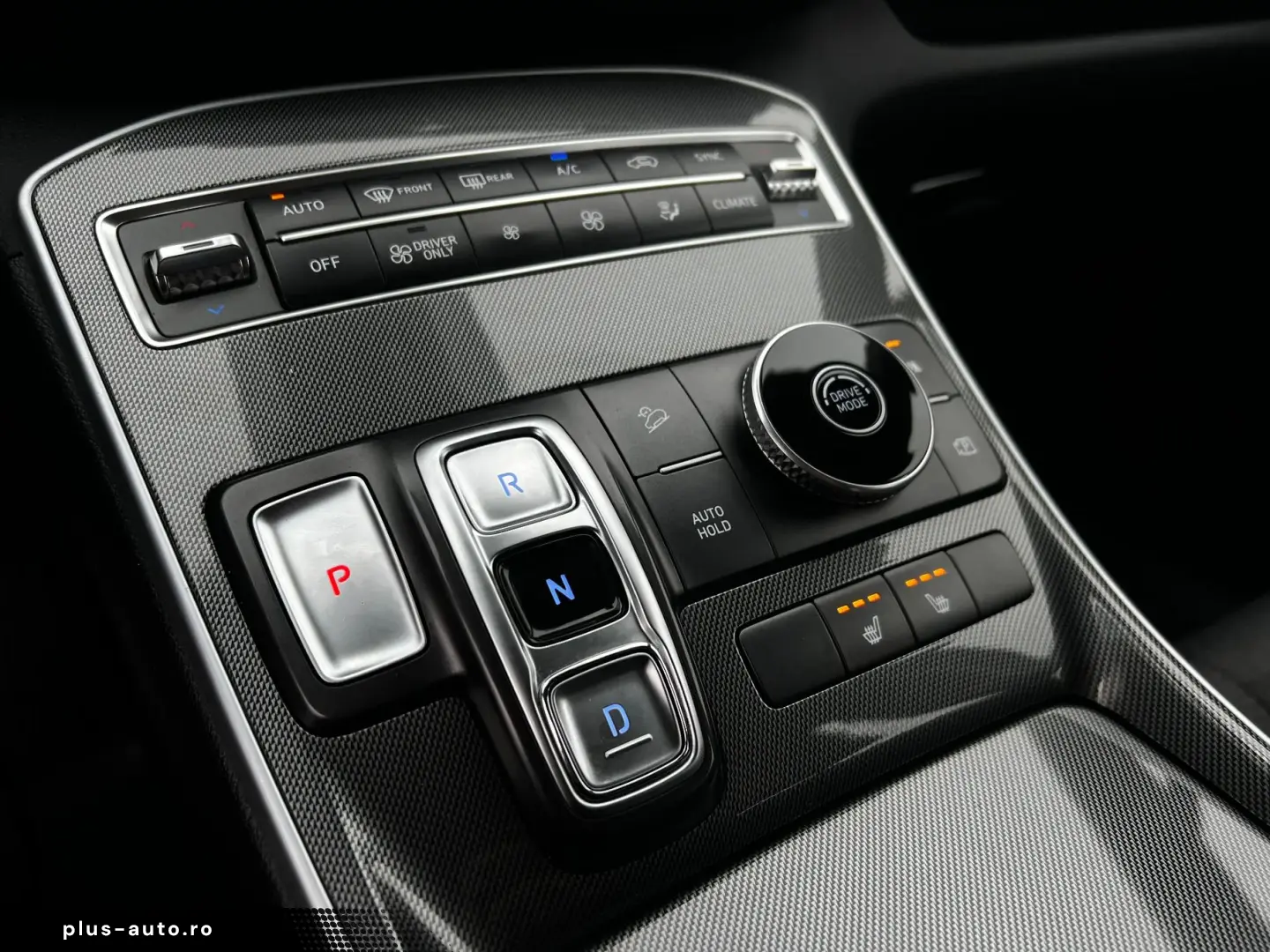 Hyundai Santa-Fe Gen-Iv-2018