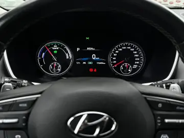 Hyundai Santa-Fe Gen-Iv-2018