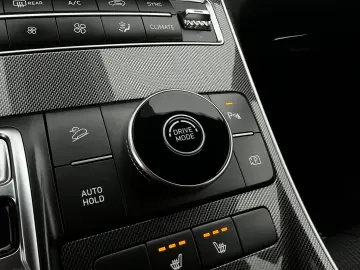 Hyundai Santa-Fe Gen-Iv-2018