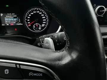 Hyundai Santa-Fe Gen-Iv-2018