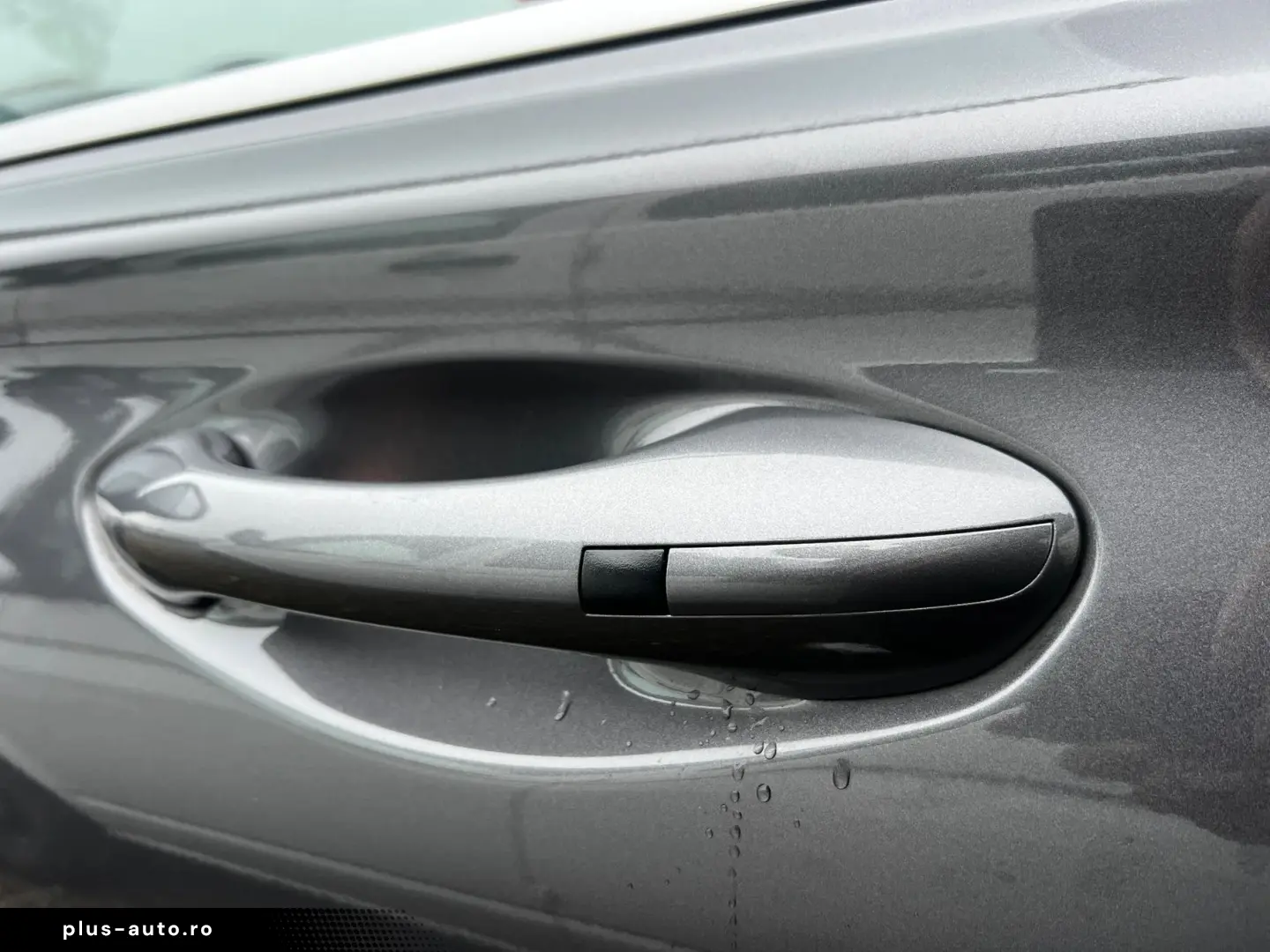 Hyundai Santa-Fe Gen-Iv-2018