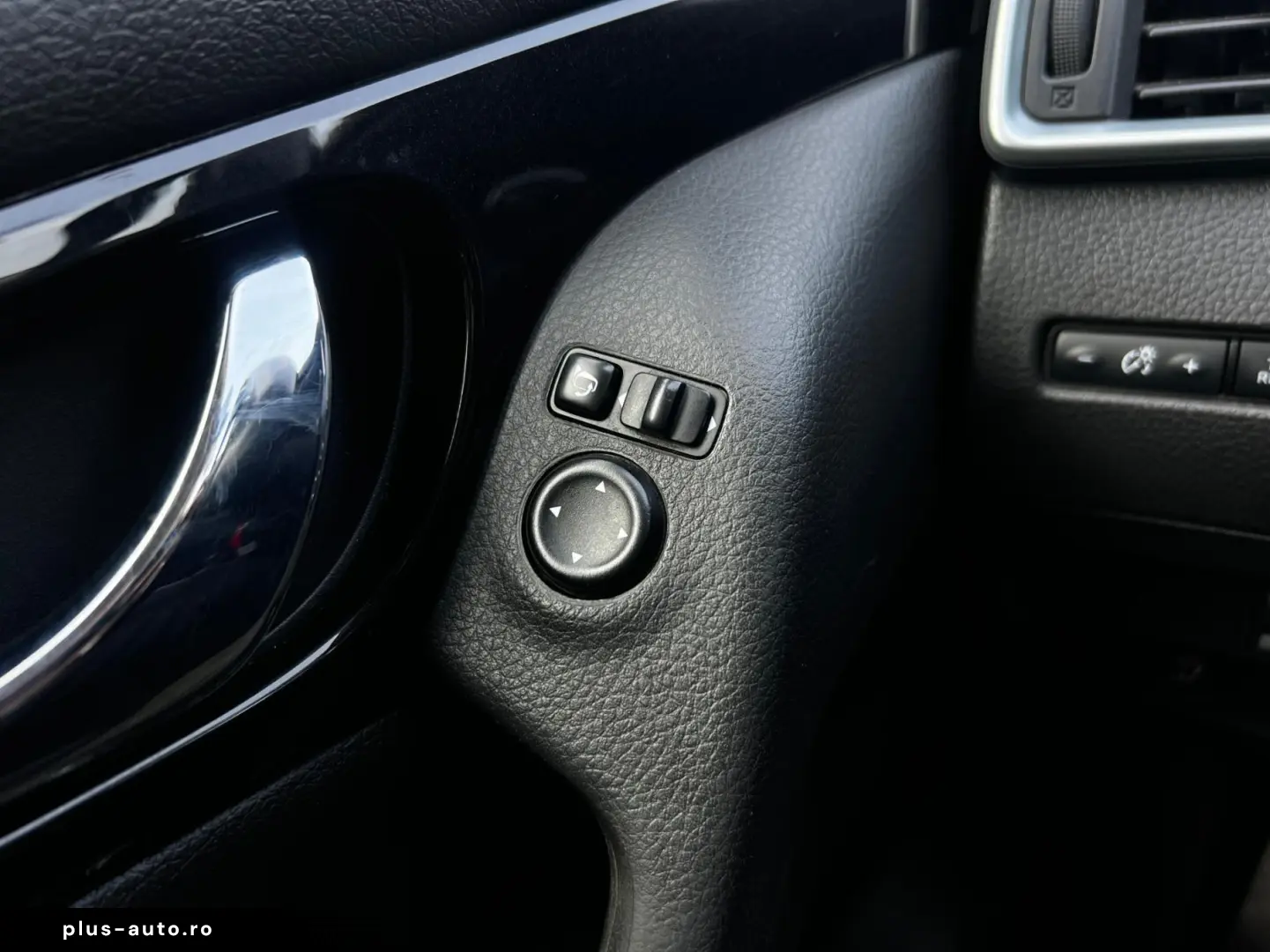 Nissan Qashqai Gen-Ii-2013-2021