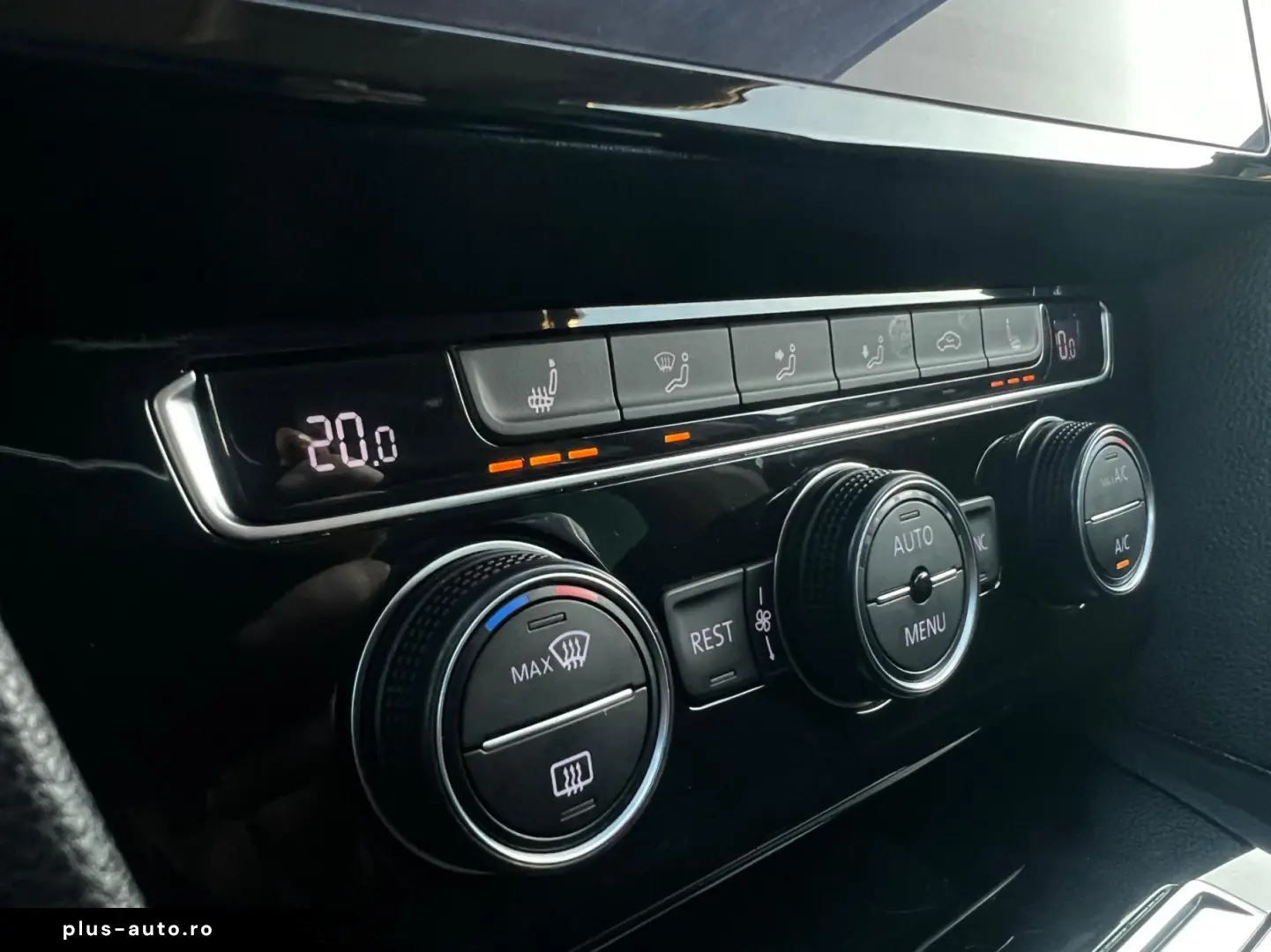 Volkswagen Passat Gen-B8-2014