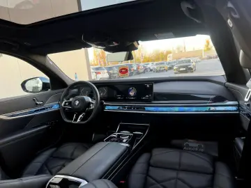 Bmw Seria-7 Gen-G70-2022