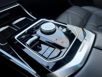 Bmw Seria-7 Gen-G70-2022