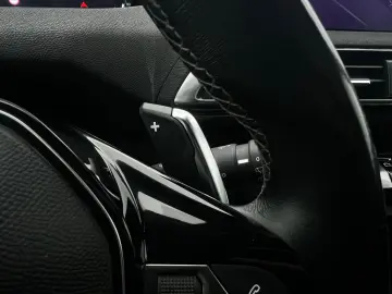 Peugeot 5008 Gen-Ii-2016