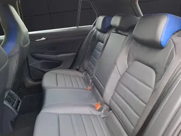 Golf VIII R Performance Black-Edition Matrix Har