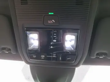 Golf VIII R Performance Black-Edition Matrix Har