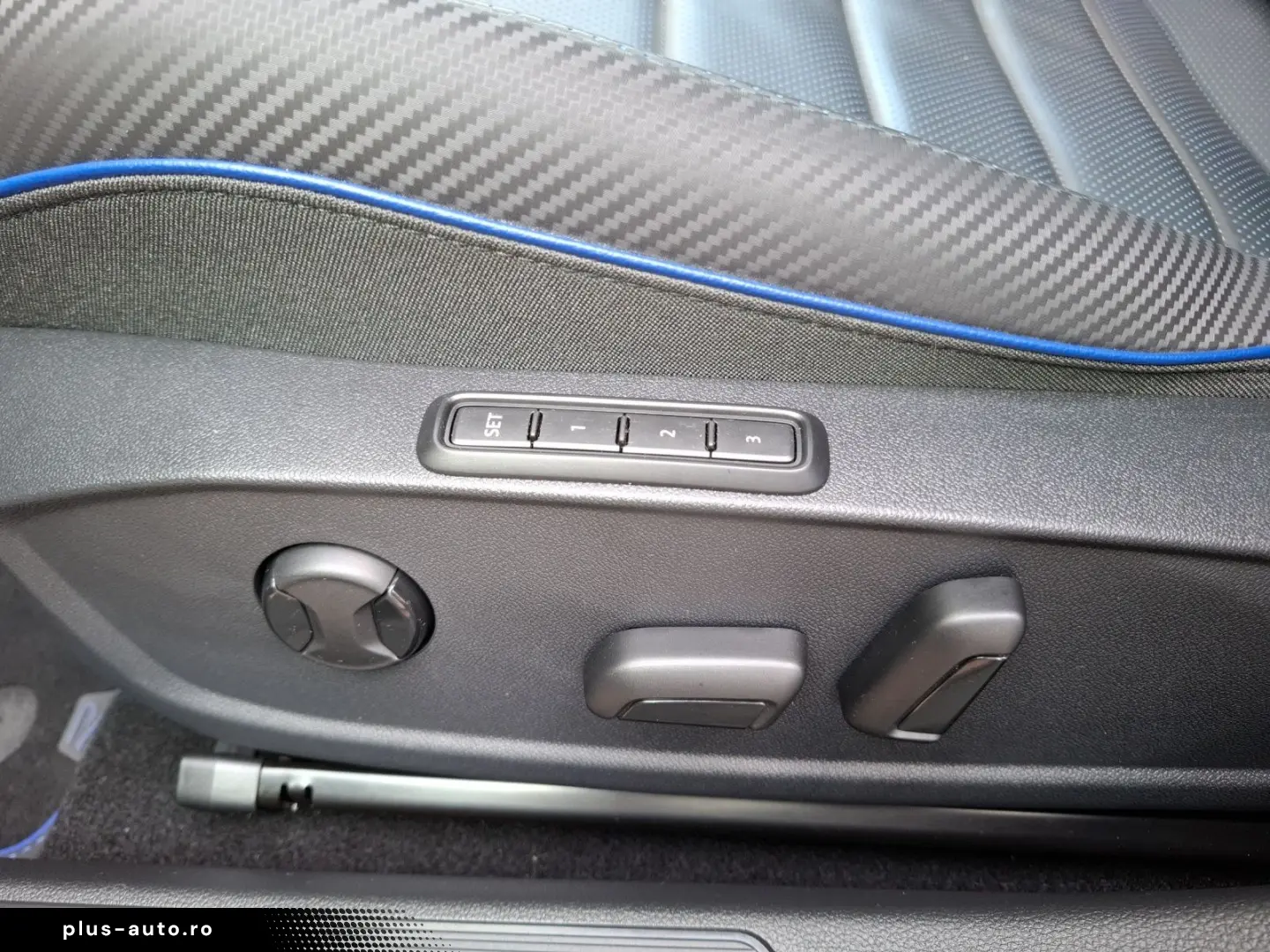 Golf VIII R Performance Black-Edition Matrix Har