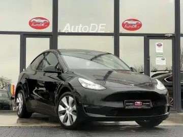 Tesla T-Model-Y