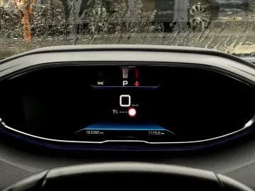 Peugeot 3008 Gen-Ii-2016