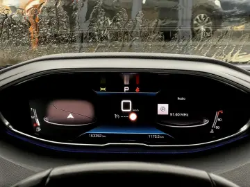 Peugeot 3008 Gen-Ii-2016